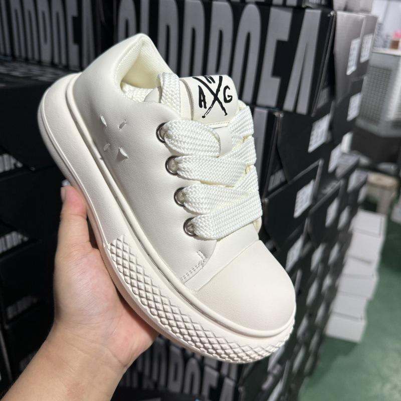 New Old Ugly Cute Mickey Platform Shoes Couple Casual Breathable Canvas Shoes Heightening Low Top Big Head Sneakers Tide