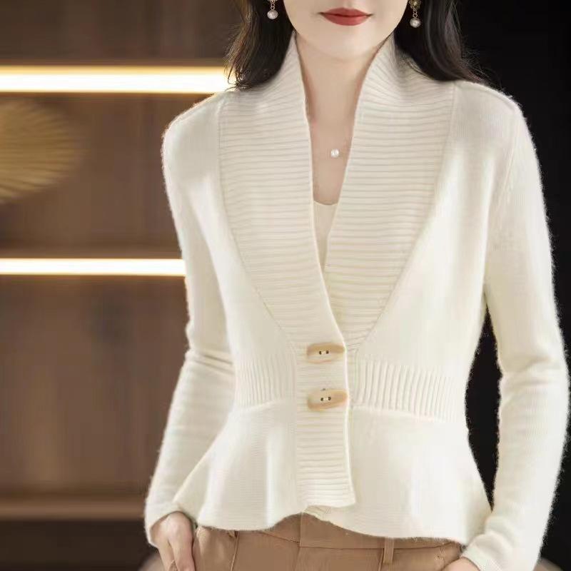 

Autumn and winter knitted cardigan women s collar top, horn buckle ruffle hem jacket, thin waist sweater tide One size бежевый