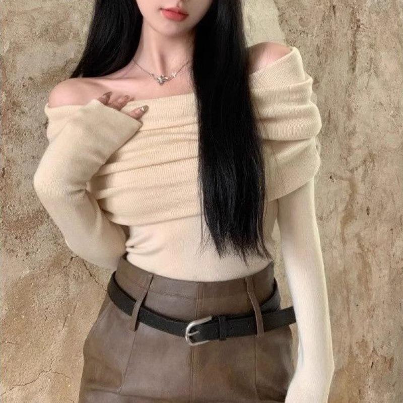 Women's Slim Fit One-Shoulder White Long-Sleeve Sweater, Elegant Pleated Spring Top
