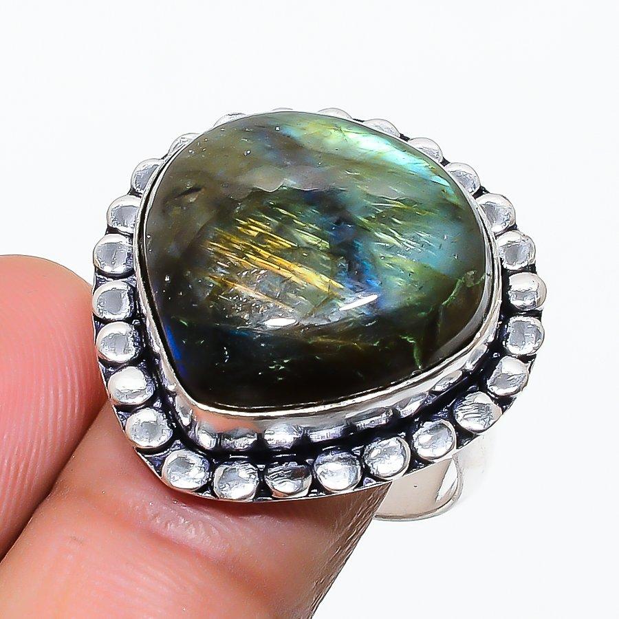 

Labradorite Gemstone Handmade 925 Sterling Silver Jewelry Ring Size 8.5 SU-10550
