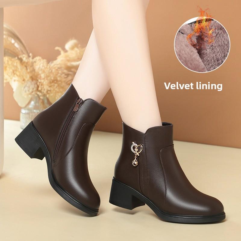 

Versatile Women s Ankle Boots, Fleece-lined, Warm Leather Shoes, Soft-soled Shoes, Chunky Heeled Cotton Shoes for Autumn and Winter. 41 коричневий