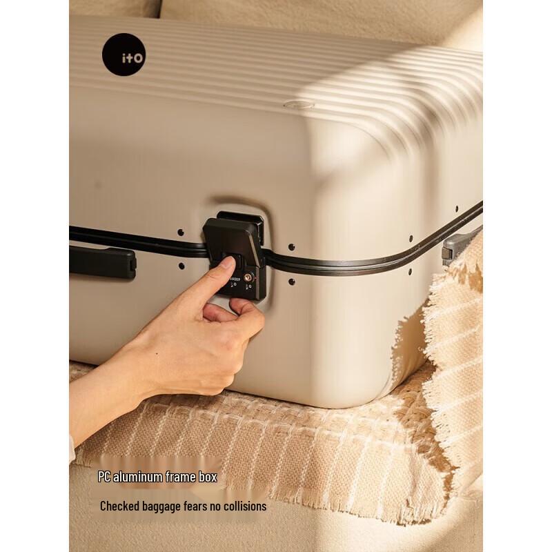 ITO Aluminum Frame Luggage
