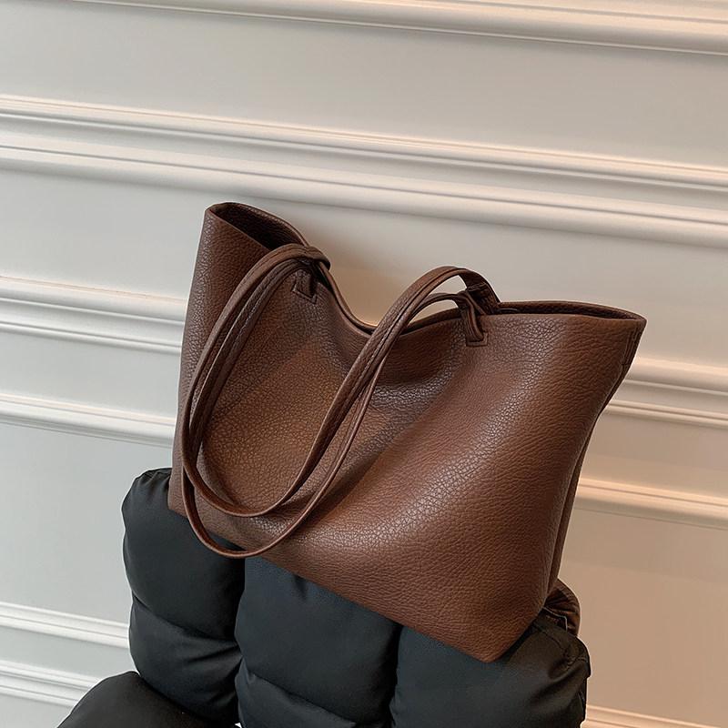 Soft Leather Tote Bag for Women 2026 New Large Capacity Casual Shoulder Handbags Solid Color Versatile Commuter Work Bags