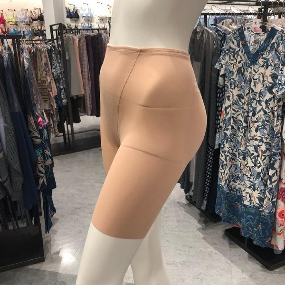 Wacoal Square Hip Pad Girdle For Natural Buttock Volume Wgr2330t