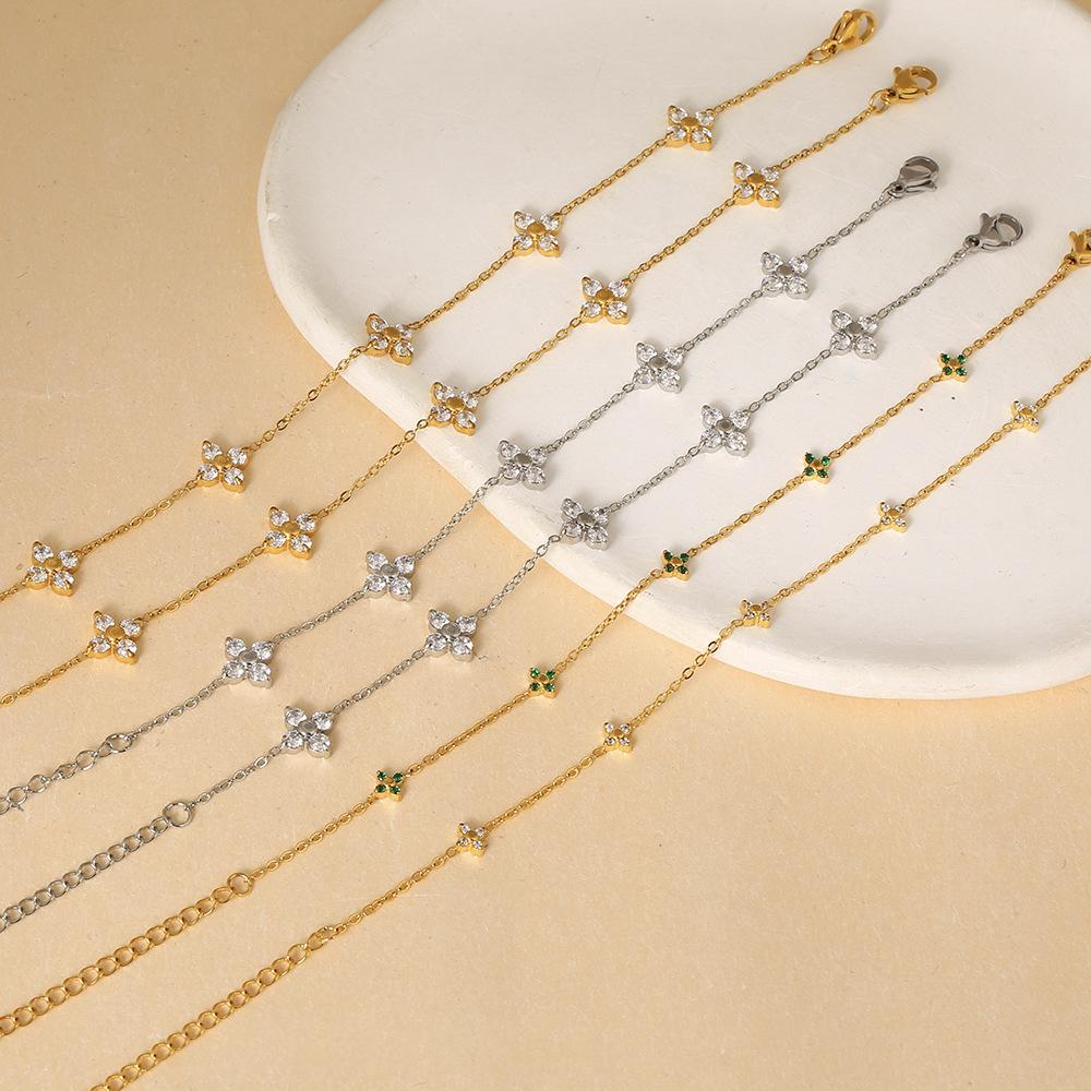 Bracelet Exquisite Fashion Stainless Steel Plated 18carat Gold Bracelet with Clover Inlaid White Green Zircon Bracelet for Girls