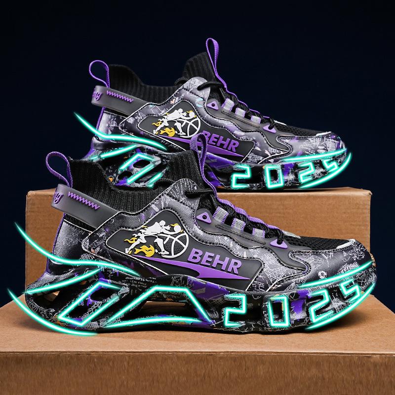Men's shoes large size fly-woven breathable blade couple running shoes men's platform sneakers mesh shoes basketball shoes