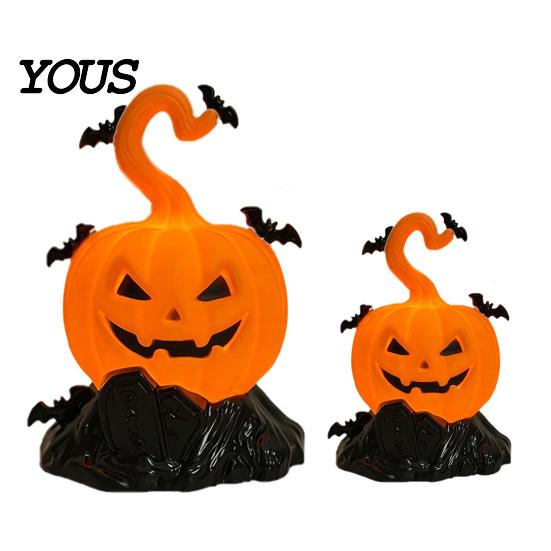 Halloween Tombstone Decoration LED Candle Light Figurine, Bat Glowing Tabletop Ornament, Warm Theme Decor Pumpkin Prop for Escape Room Haunted