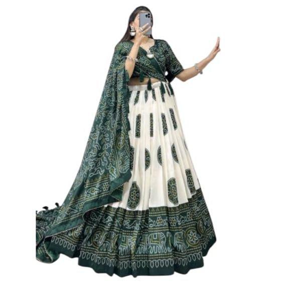 Dames Bandhej Trykt Tussar Silke Lehenga Choli Sett, Usydd Bluse
