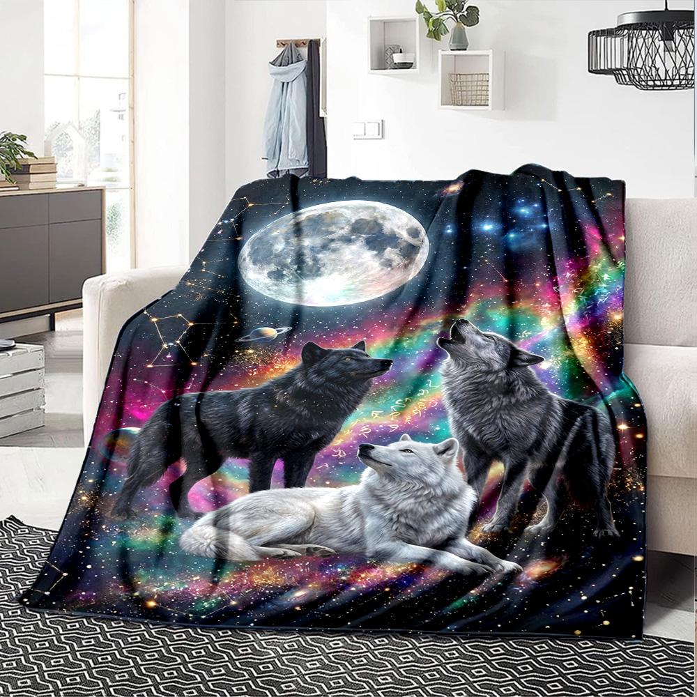 Wolf Art Print Flannel Blanket High Quality Warm Comfortable Cover for All Seasons Perfect for Gifts Home Decor