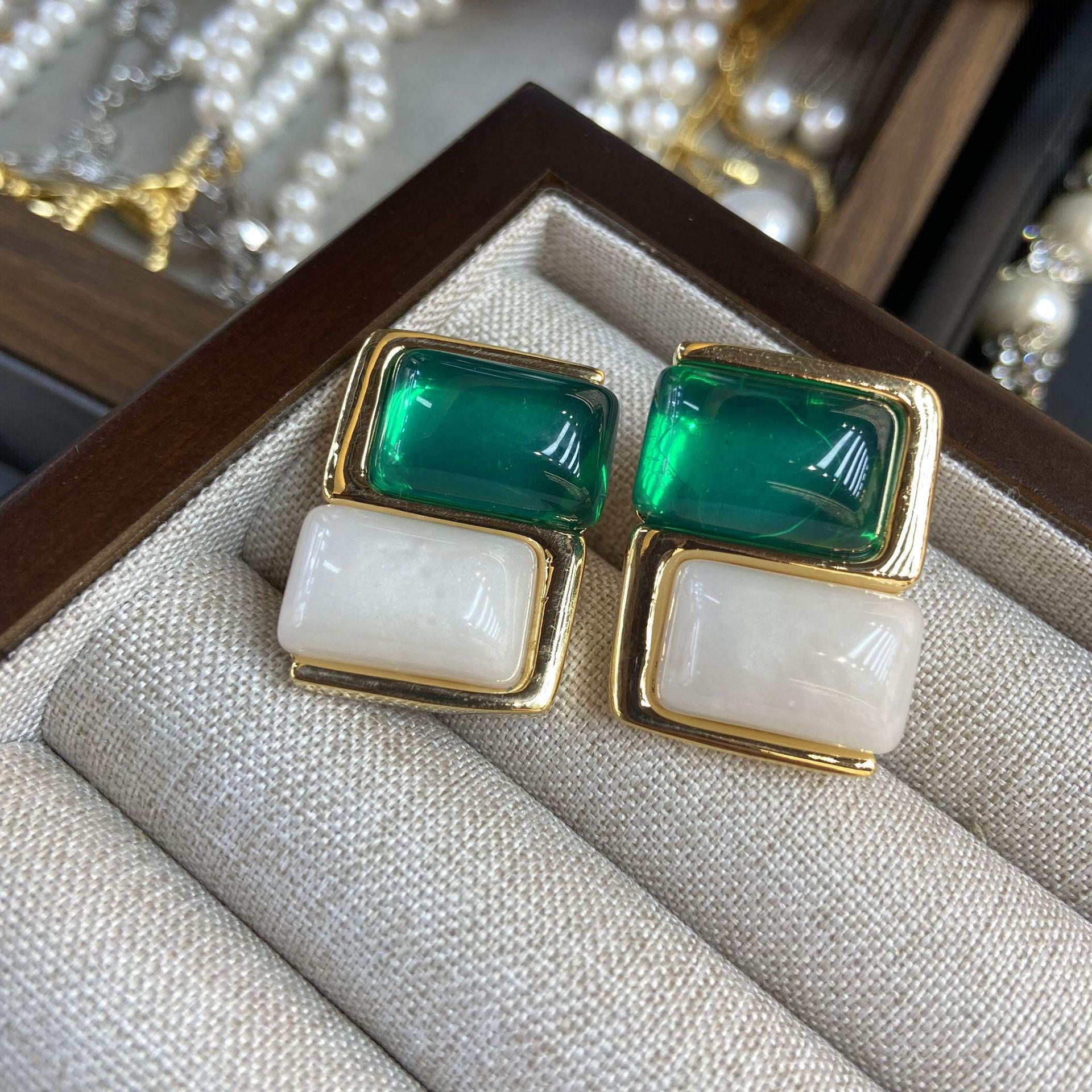 

Sécher French Vintage Square 3D Glass Sugar Earrings - Handmade Retro Luxury