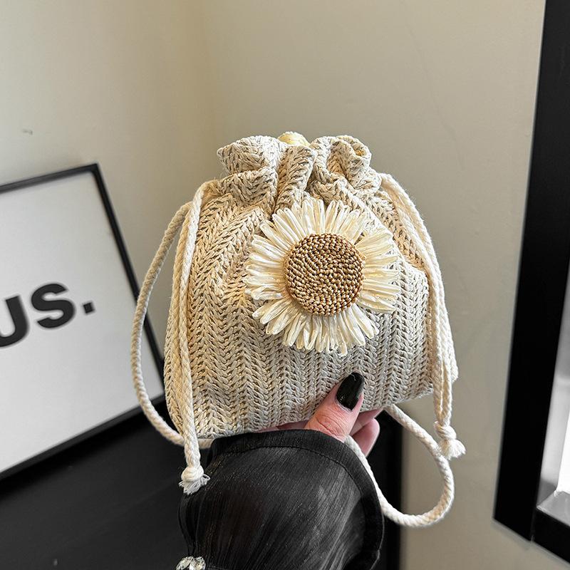 Плетеная сумка-ведро женская новая популярная универсальная цветочная сумка нишевая love сумка через плечо мессенджер