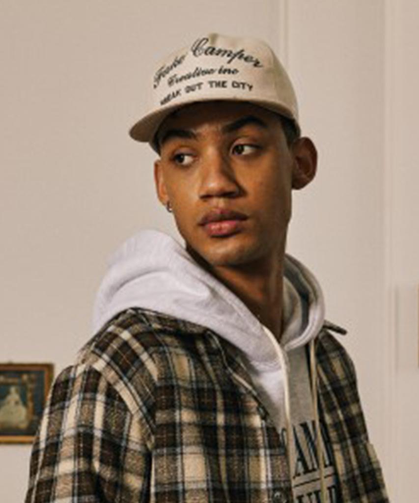FAKE CAMPER Script Camper Script Lettering Snapback [Ivory]