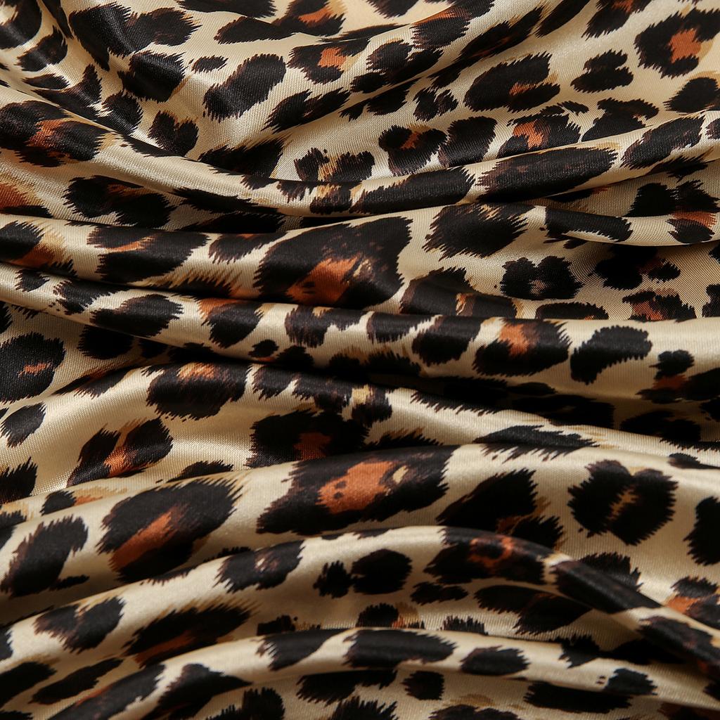 90cm Leopard Print Square Scarf Satin Silk Headband Muslim Woman Hijab Lady Fashion Hairwrap Rock Style Headscarf Islam Turban