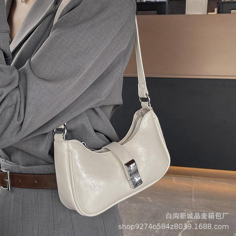 French Niche Fashion Temperament Small Bag Women's 2025 New Fashion Shoulder Bag Explosive Crossbody Underarm Bag