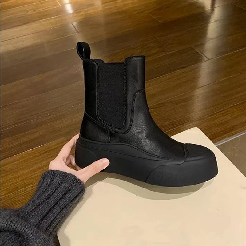 

2025 new invisible heightening 6cm thick-soled Chelsea boots black and white splicing cigarette boots one-pedal thin short boots 34