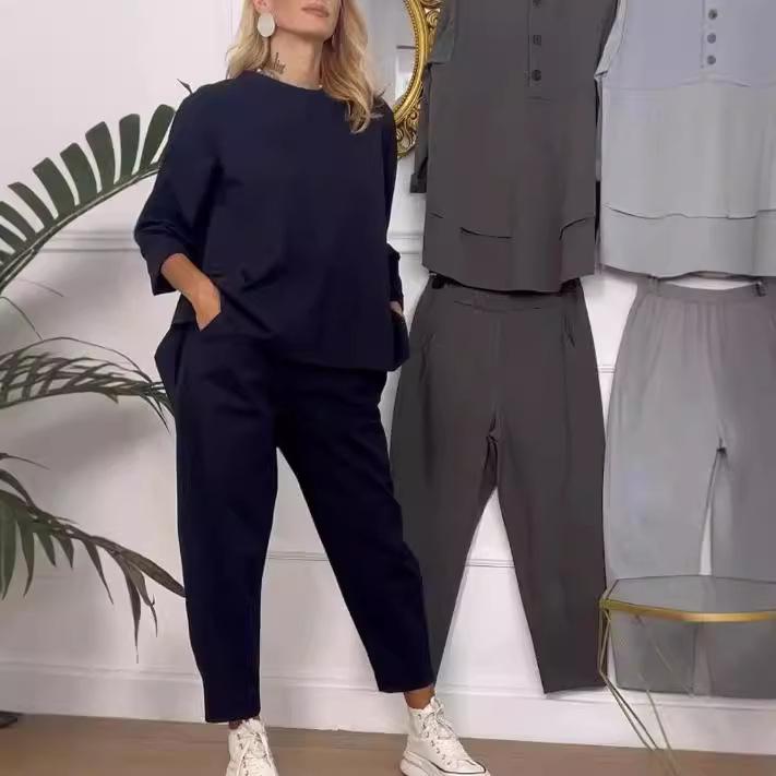 

2 шт./компл. Женский комплект толстовки и брюк. Толстовка с круглым вырезом и длинными рукавами. Брюки с эластичной талией и широкими штанинами. Осенний спортивный костюм S темно-синий