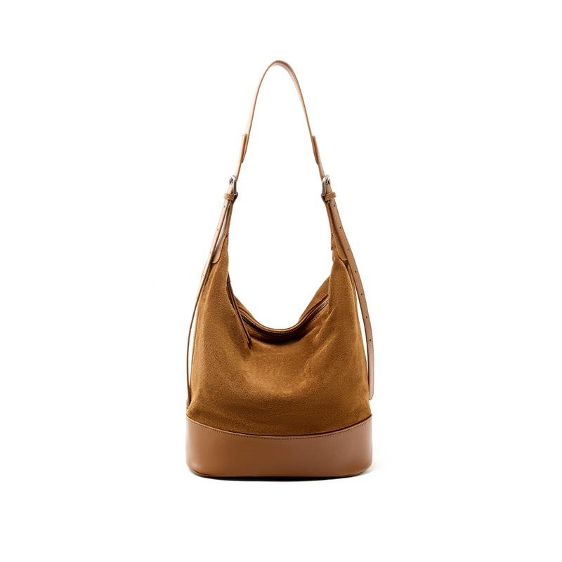 Large Capacity Commuting Bag, Light Luxury and High-end Single Shoulder Crossbody Bag, Women's New Top Layer Cowhide Bucket Bag