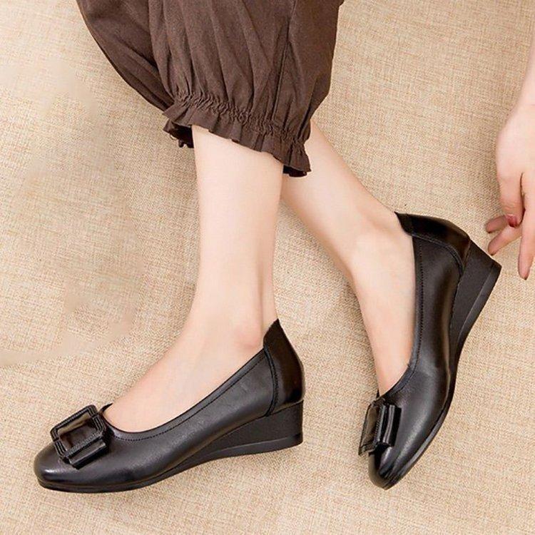 Flat-soled Single Shoes Women's Soft-soled Young Mother Shoes 2025 Autumn Fashion Doudou Shoes Super Soft Not Tired Feet Leather Shoes Women
