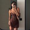Gepunktetes Slim Fit Minikleid für Damen – Ärmelloses Sommerkleid mit Spaghettiträgern, tailliert, in Braun/Schwarz erhältlich