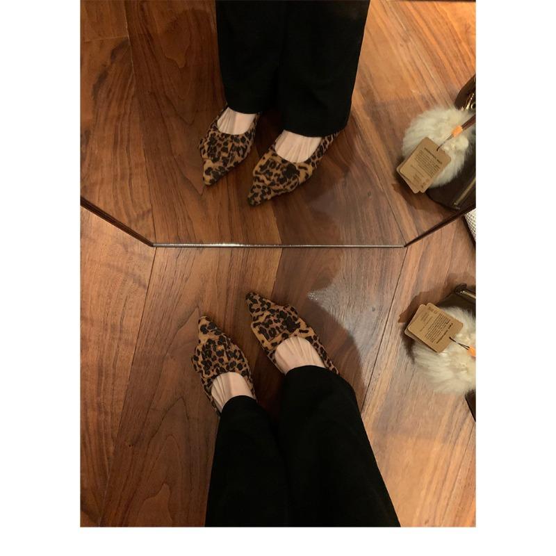 Sheepskin~ Square Buckle Leather Shoes, Soft-soled Mary Jane Shoes, Women's 1 Shallow Mouth Single Shoes, Beautiful Flat-soled Pointed Ladyshoes