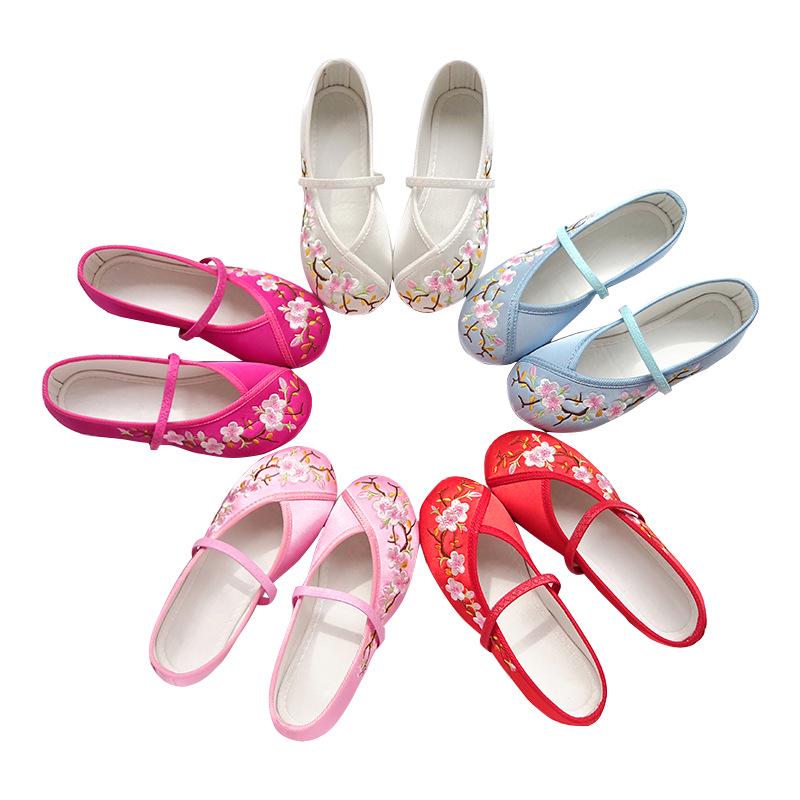Girls' Hanfu Embroidered Dance Shoes, Traditional Chinese Style Costume Footwear, Old Beijing Cloth Performance Shoes