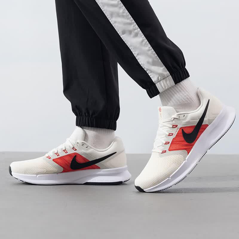Nike Men's Everyday Running Shoes DR2695-107