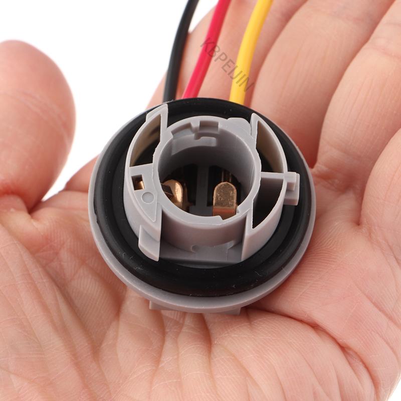 1Pcs 1157 Bulb Socket Holder Adapter For Ford Focus Fiat Renault Megane 3 Car Brake Tail Light Base Connector Accessories