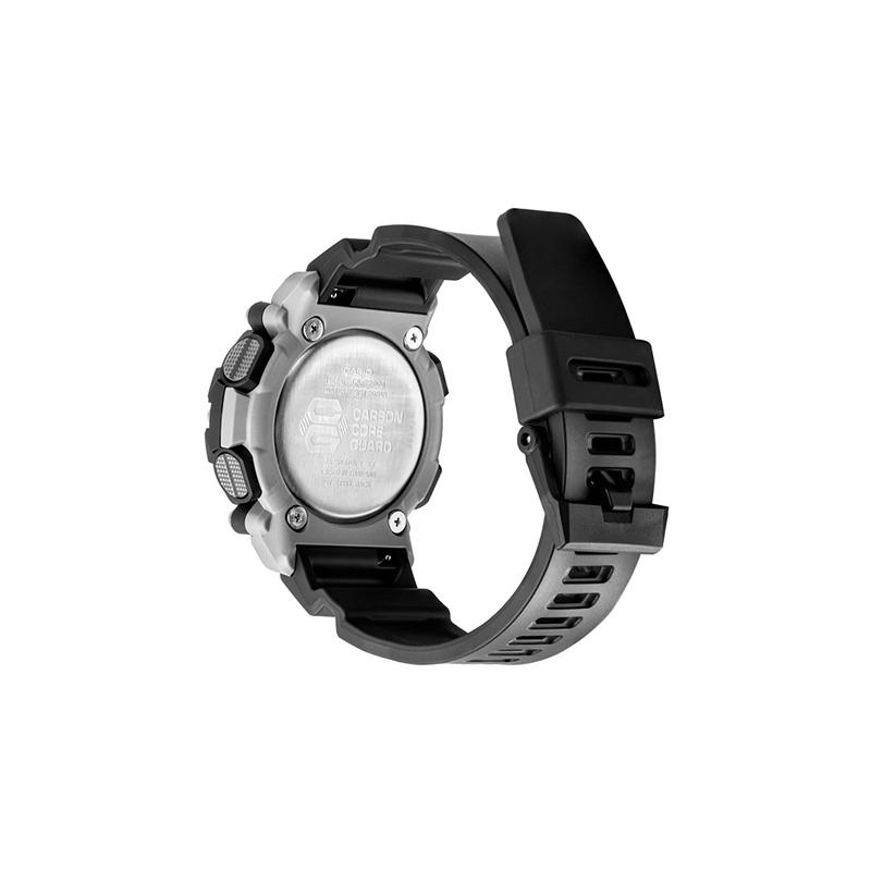 Casio G-Shock Series Carbon Fiber Core Protective Structure Outdoor Beach Waterproof Shockproof 3D Quartz Movement Resin Strap GA-2200M-1APR