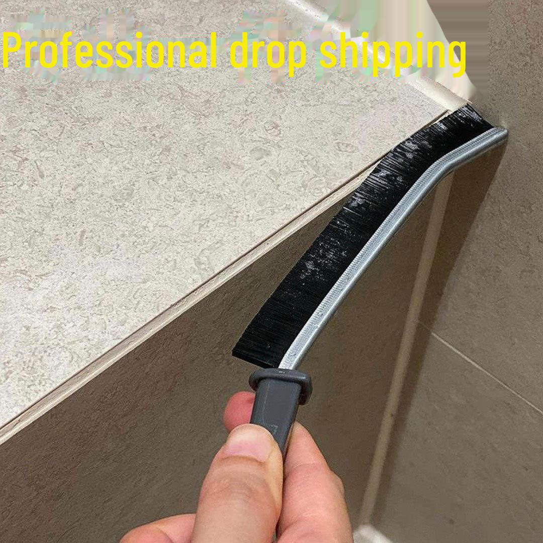 

Многофункциональная щетка для чистки щелей на кухне и в ванной чёрный