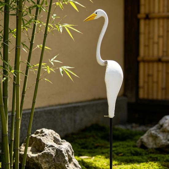 Flamingos Yard Decorations Plastic Flamingo Lawn Statue with Metal Stakes