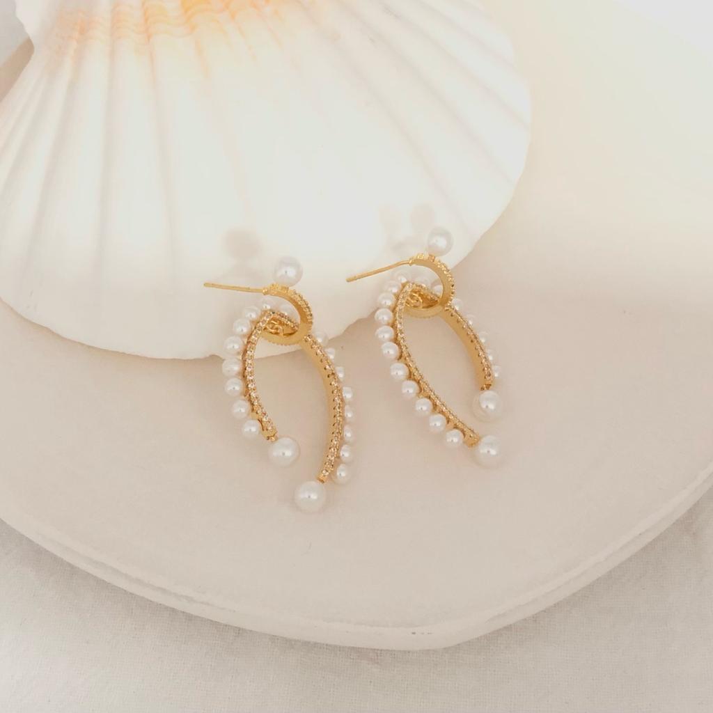 S925 Silver Copper Micro Inlaid Zircon Geometric Metal Geometry Simple Pearl Earrings Female Elegant Earrings Eardrop