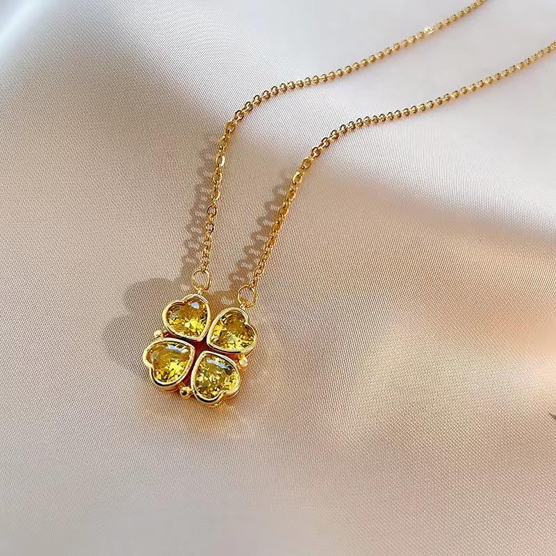 Four-leaf Clover Necklace Female Love Deformation Niche Design Temperament Four-leaf Clover Fashion Jewelry