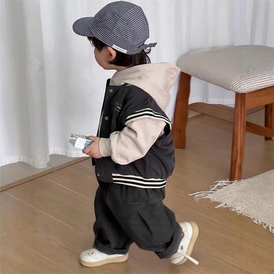Baby Jungen Herbst Outfit Set im koreanischen Stil: Kapuzenweste & Sweatshirt Freizeitkleidung (2025 Neuankömmling)