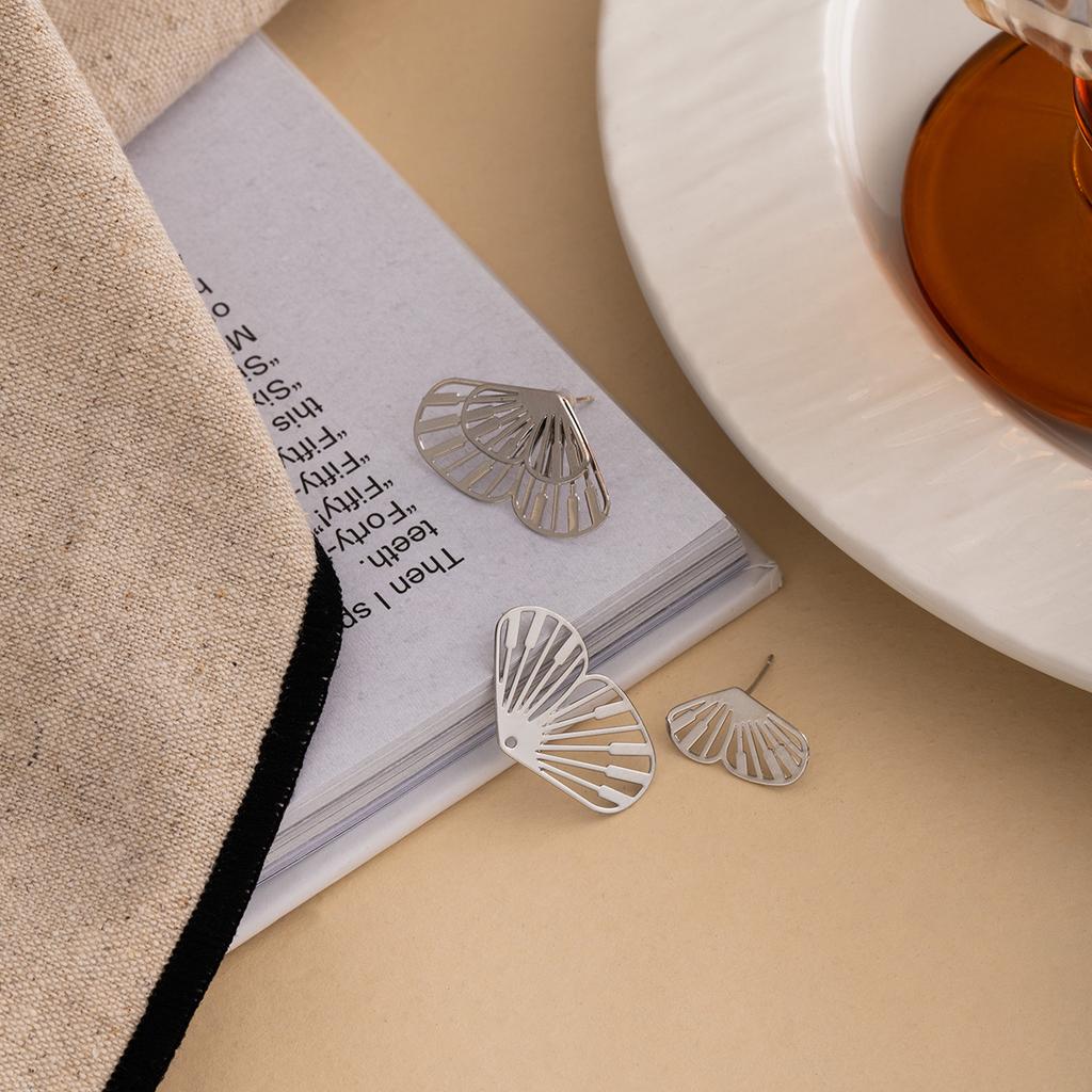 Metal Wind Hollow Fan Butterfly Stud Earrings Women'S Simple Niche Design Earrings Personality Temperament Earrings