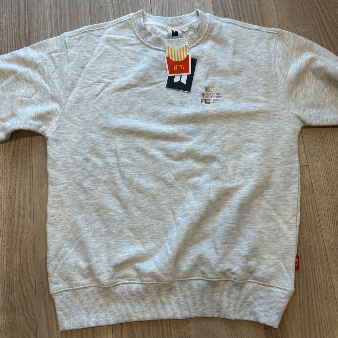 

[USED] Unworn BTS McDonald s collaboration sweatshirt size M