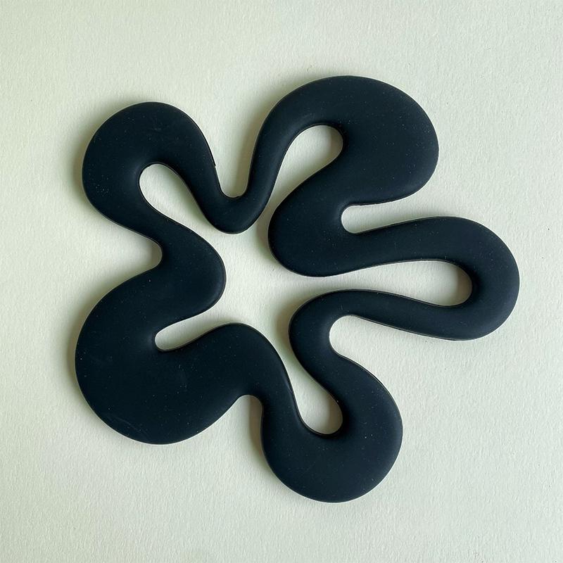 Irregular Flower Shape Coasters Skid Insulation Cup Mat Antiskid Pat Reusable Kitchen Dishes Accessories Table Protector