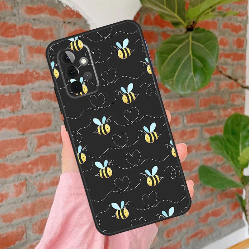 

Bumble Bee Honeycomb Honey Phone Case For Samsung Galaxy A54 A34 A14 A55 A35 A25 A15 A52 A32 A12 A51 A71 A13 A33 A53 Samsung A52S 5G