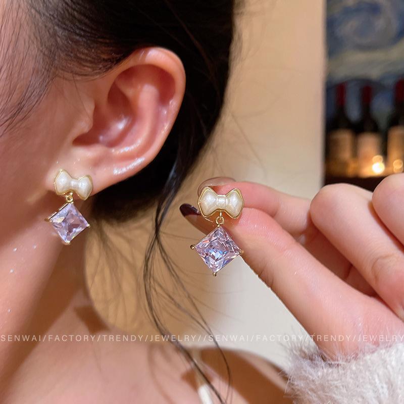 

Korean sweet bow earrings women s small sugar cube zircon pendant earrings ear jewelry