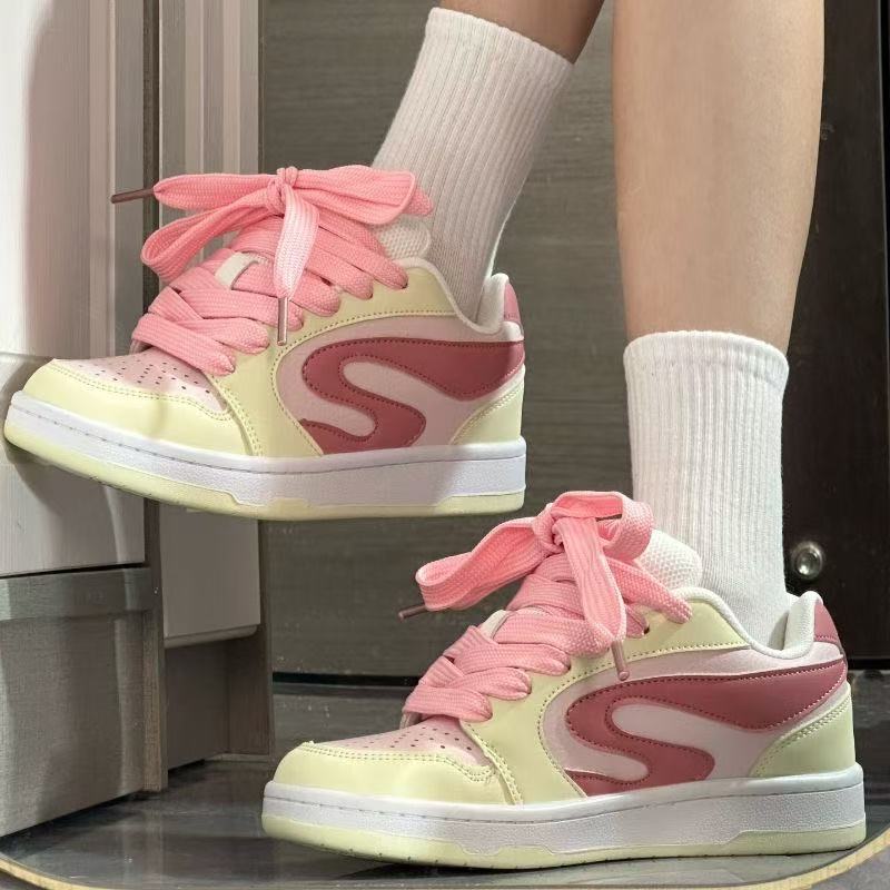 

2025 Американская высокая улица обувь для хлеба высокой ценности ins на толстой подошве с увеличением роста легкая обувь для скейтборда универсальная спортивная и повседневная обувь 40 розовый