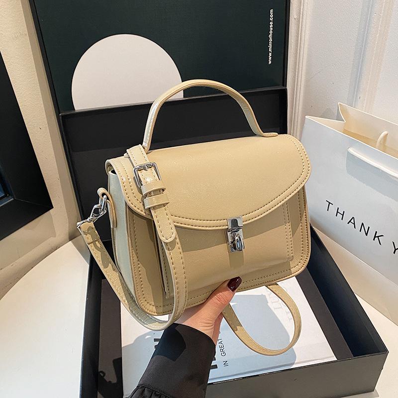 Premium texture small bag women's 2025 new spring and summer popular popular versatile messenger bag fashionable portable small square bag