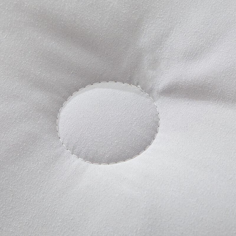 HONGDOU All-Season Skin-Friendly Warm Quilt