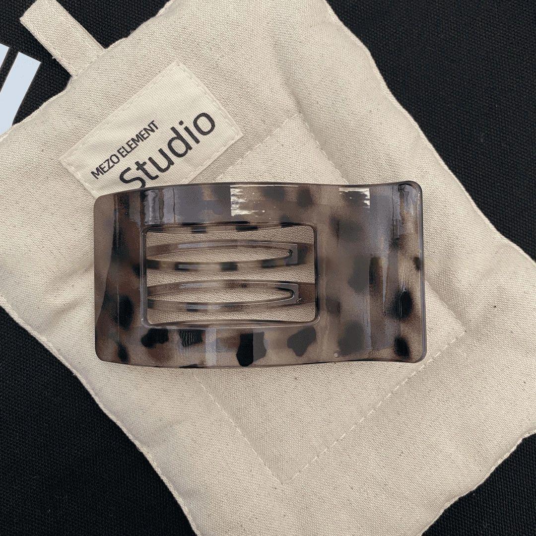 

2025 Заколка для волос «акула» большого размера высокого класса с леопардовым принтом для женщин