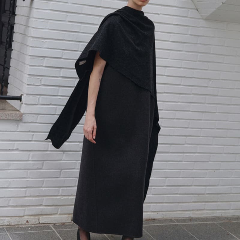 RRACE [1st Reorder] Wrap Knit Scarf_Charcoal