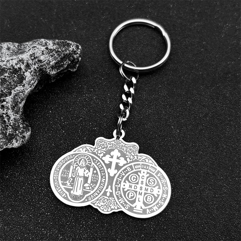 Medaglia della Croce di San Benedetto Santo Cattolico Portachiavi per Donne Uomini Acciaio Inossidabile Colore Oro Religioso San Benito Portachiavi Gioielli