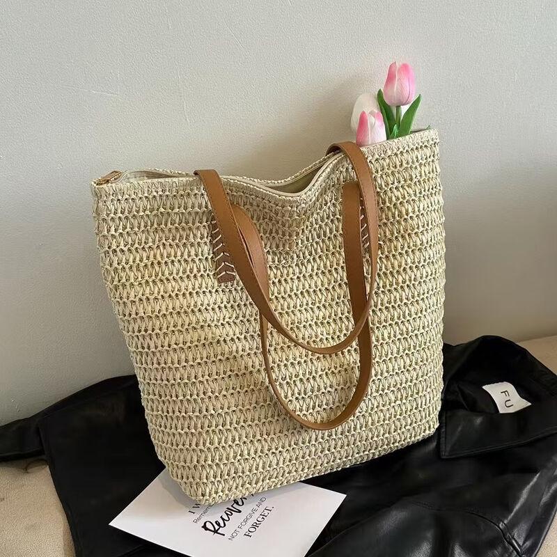 Kairui Natural Straw Weave Commuter Tote Bag