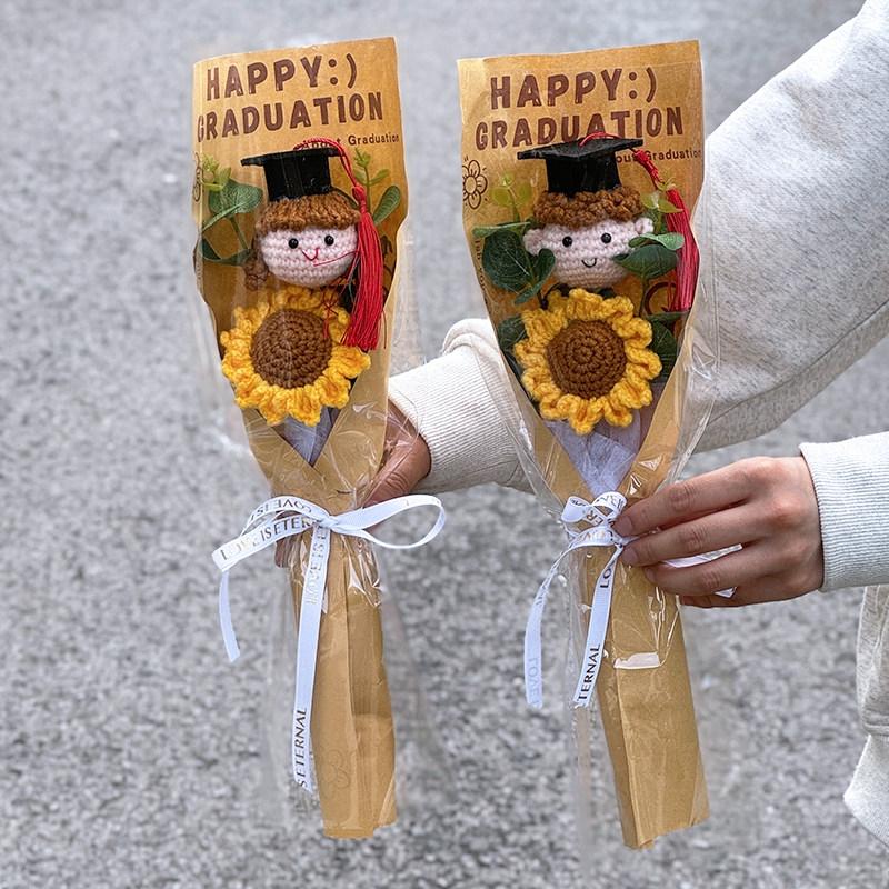 Graduation Bouquet Crochet Flower Bouquet Hand-woven Graduation Gifts Artificial Knitted Flowers Teacher's Day Gifts Decor