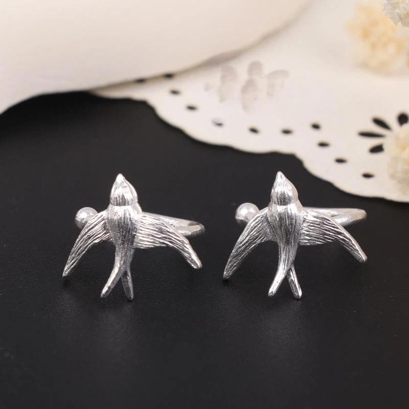 1Pair Simple Swallow Bird Ear Clip For Women Girls Simple Animal Non-Piercing Fake Cartilage Ear Cuff Jewelry Gifts