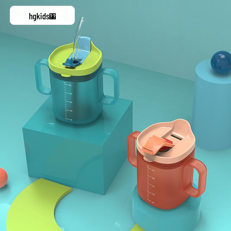 Dual-Use Cup for Kids: Straw & Duckbill Design for Easy Drinking and Learning