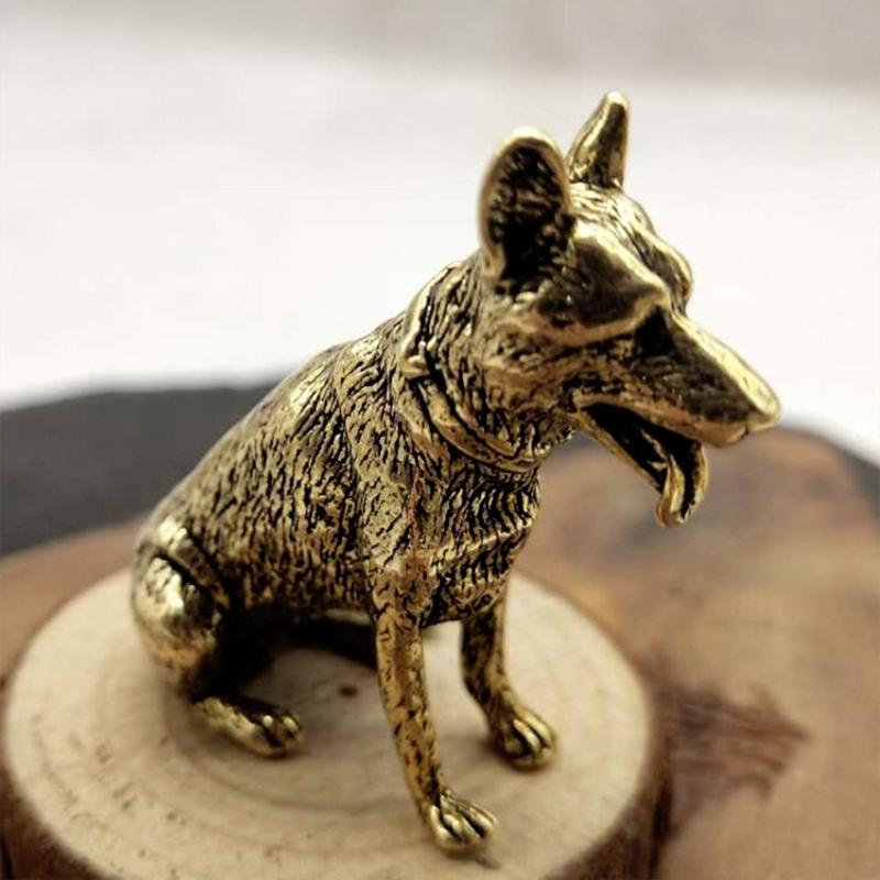 62KD Brass Metal Lucky Fortune Dog Statue Small Ornament Vintage Little Puppy Chinese Desktop Tea Pet Sitting Wolf Animal Gifts