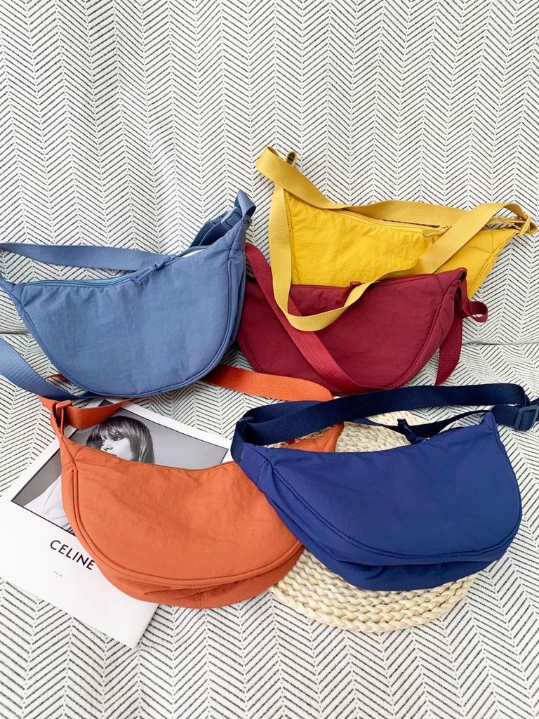 Einfache Nylon Messenger Bags für Damen Tragbare einfarbige Damen Hobo Schultertaschen Tragbare Reise-Achseltaschen Handtaschen
